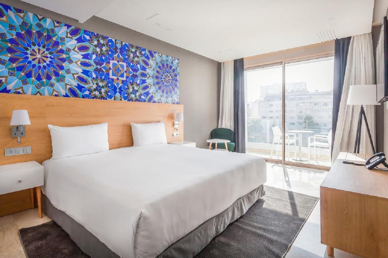 Mid Town Hotel Casablanca Exterior foto